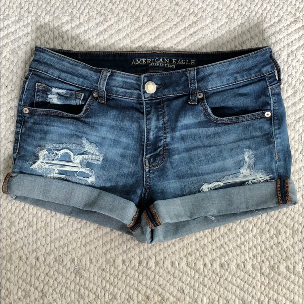 ❤️SOLD❤️ Distressed Jean Shorts